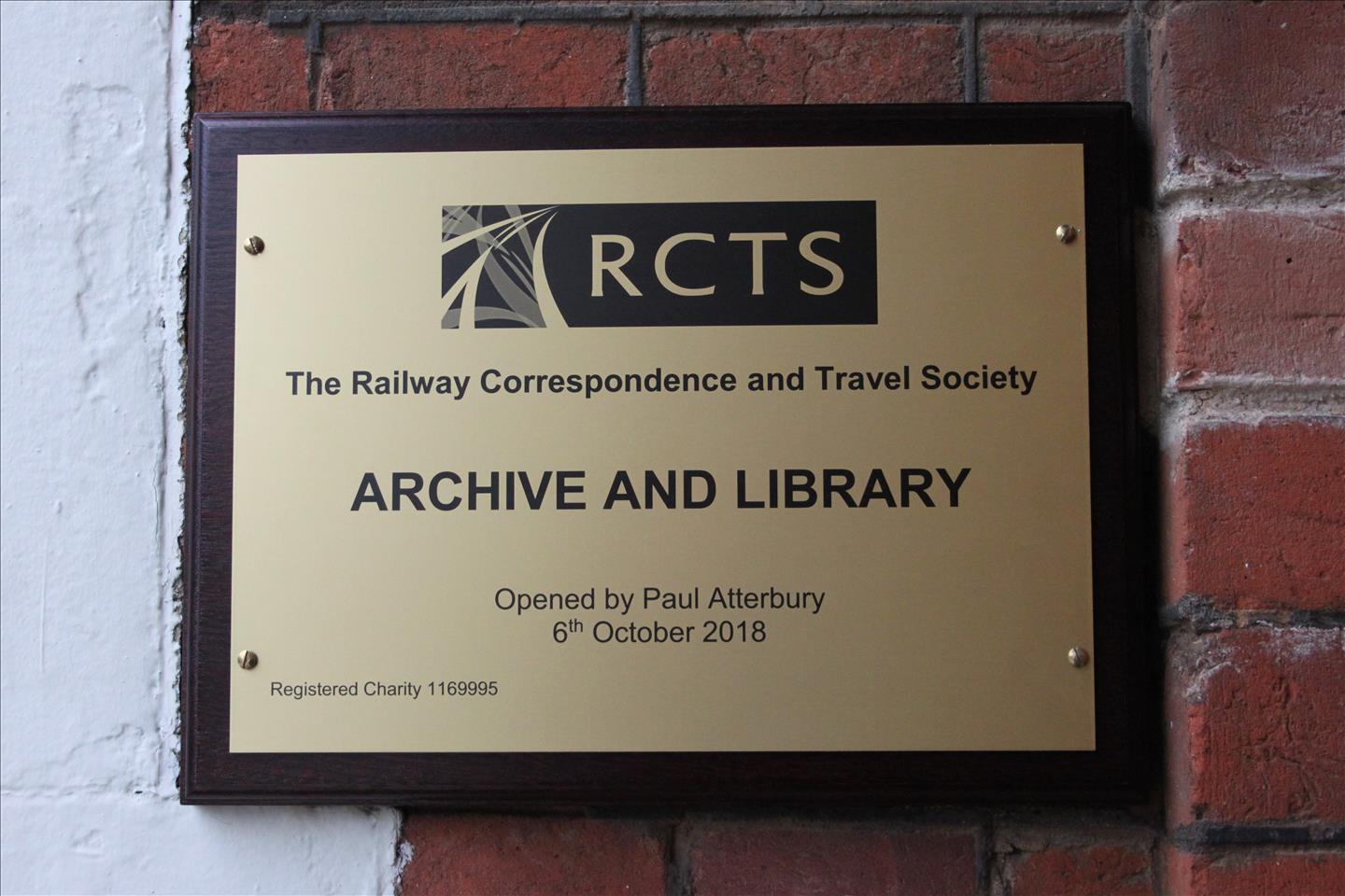 Plaque-Library-Opening-06Oct18-Andy-Davies