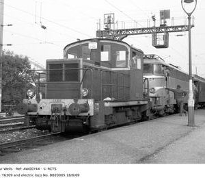 AW00744