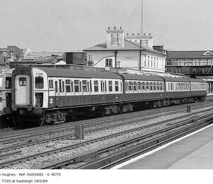 HU03482