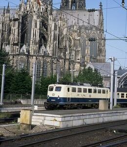HU06266CVF