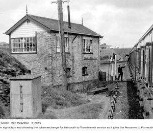PG02352