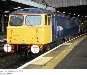 RE03833C