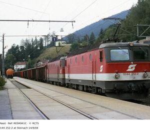 RE04941C