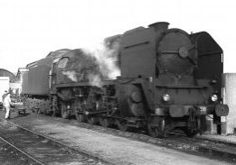 FO2-5-23 141P198 Rennes shed 30.08.65