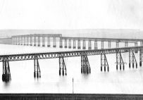 Original_Tay_Bridge_before_the_1879_collapse