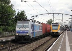 RTB CARGO RAILPOOL 186 426 & CAF emu at Zwijndrecht