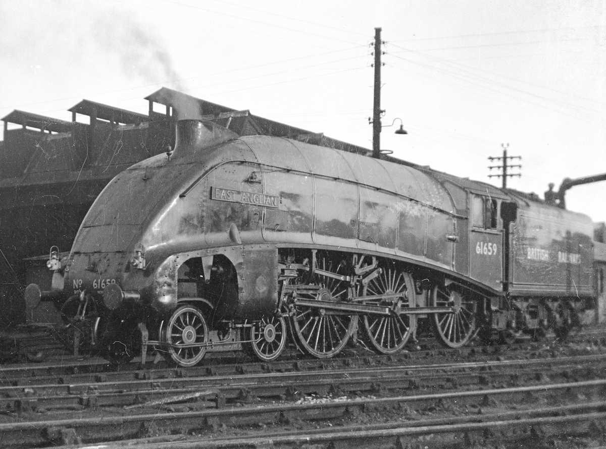 Circa 1949, B17/5 4-6-0 No. 61659 “East Anglian” is seen on Cambridge shed - the only streamlined loco to be allocated to Cambridge. Photo: Copyright David Scudamore Collection.