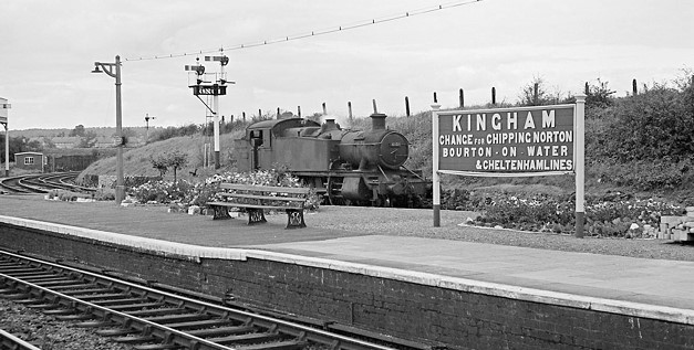 A Railway journey around the Cotswold and Malvern Hills - Image 4