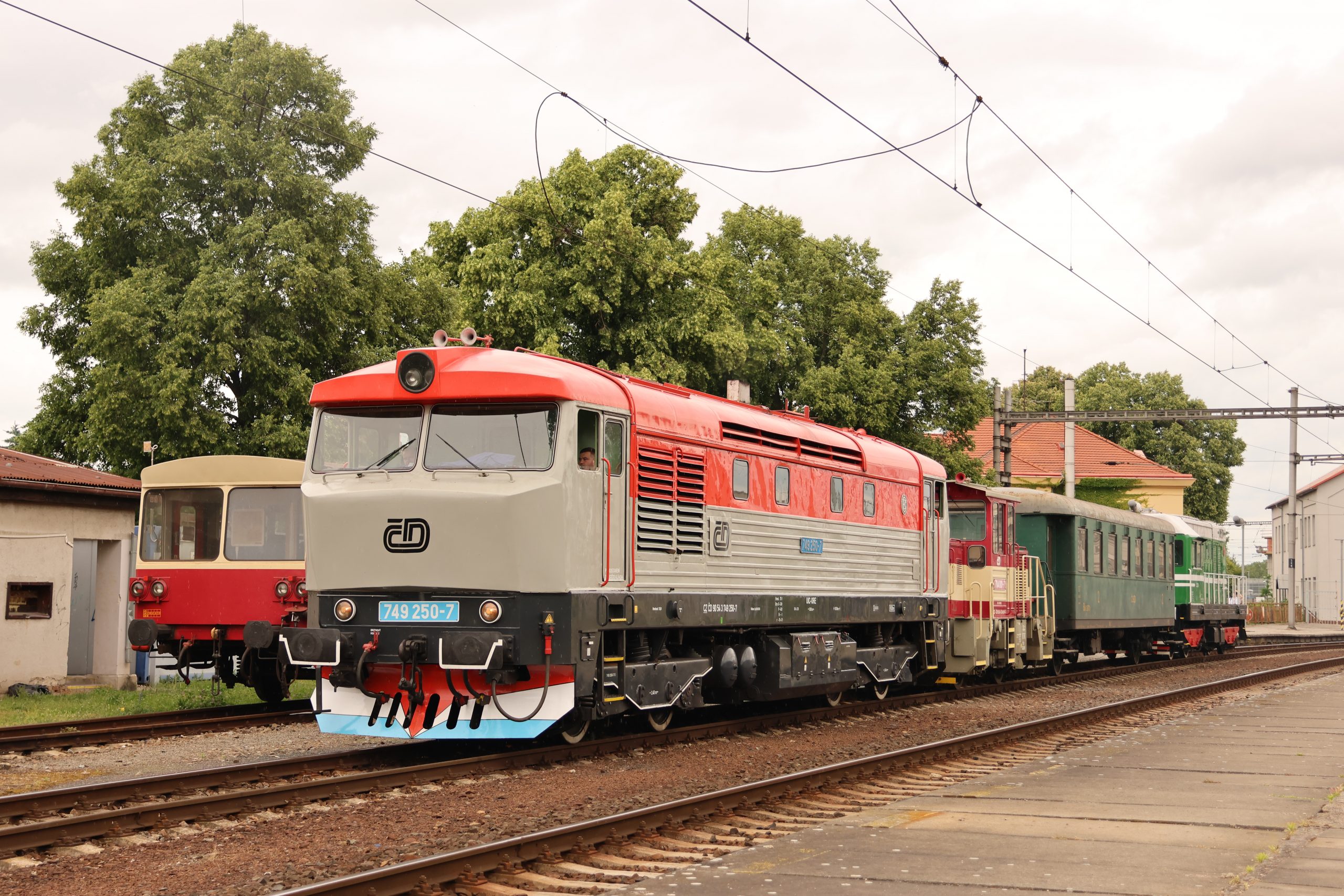 Adams G - 3D6A1332 - CD 749-250 - Kralupy n.Vltavou 05 June 2025 CD 749-250 at Kralupy n.Vltavou preparing to take 704-001 and T435-0139 to the National Railway Museum at Lužná on 05 June 2025. 749-250 is part of the active CD Museum fleet. Photo: G Adams.