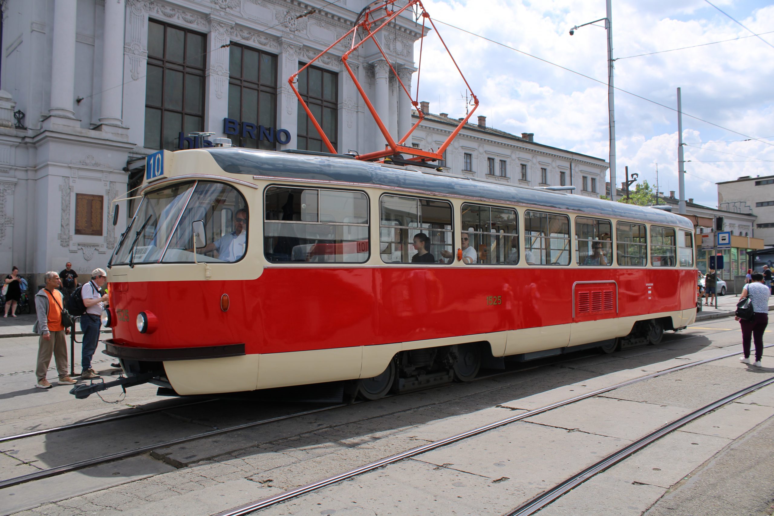 Brno tram 1525 on route 10 outside Brno hl.n. on 30th May 2026. This is a 1967 built Tatra 3 that was transferred to the operational museum fleet in 2015. [Steve Ollive]